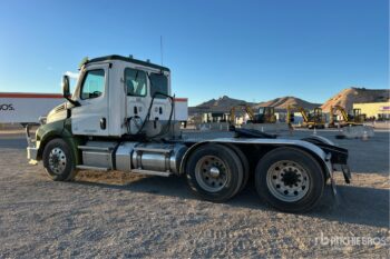 2021 Freightliner Cascadia 126 6×4 T/A Day Cab Truck Tractor