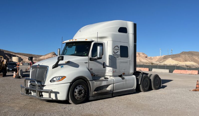 
								2024 International LT625 6×4 T/A Sleeper Truck Tractor plein									