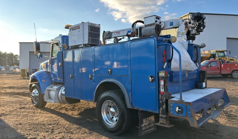 
								2015 Peterbilt 337 4×2 Service Truck plein									